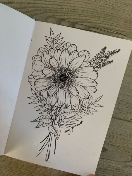 Цветы чёрной ручкой для скетчбука