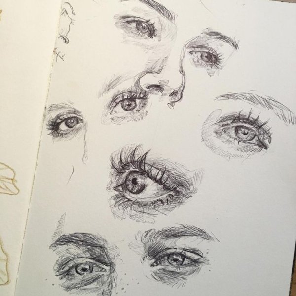Скетчбук глаза