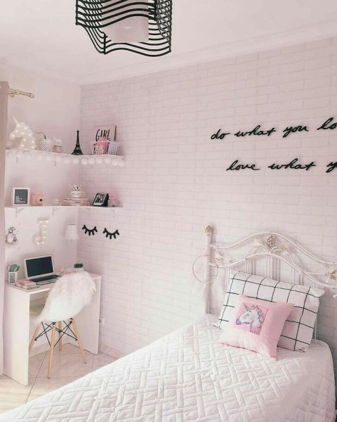 Тумблер комната для девочки