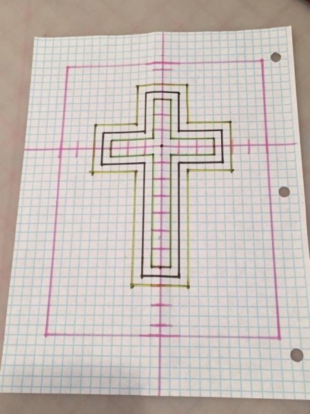 Объемный крест по клеточкам