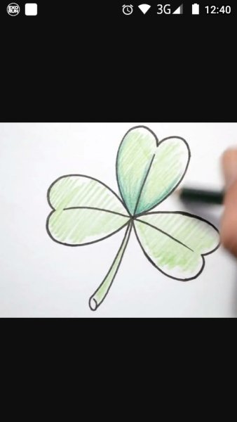 Поэтапное рисование клевера