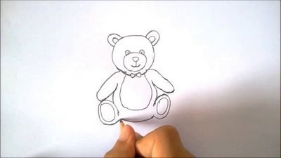 Маленький мишка карандашом