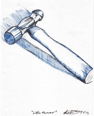 Молоток карандашом