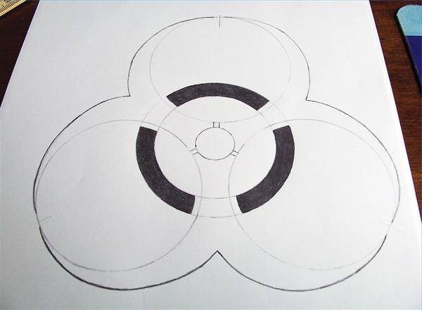 Знак радиации рисунок карандашом