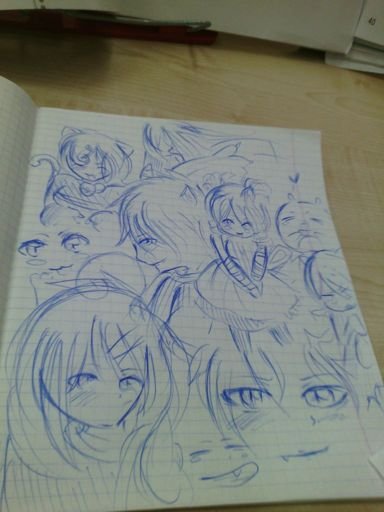 Аниме зарисовки в тетради