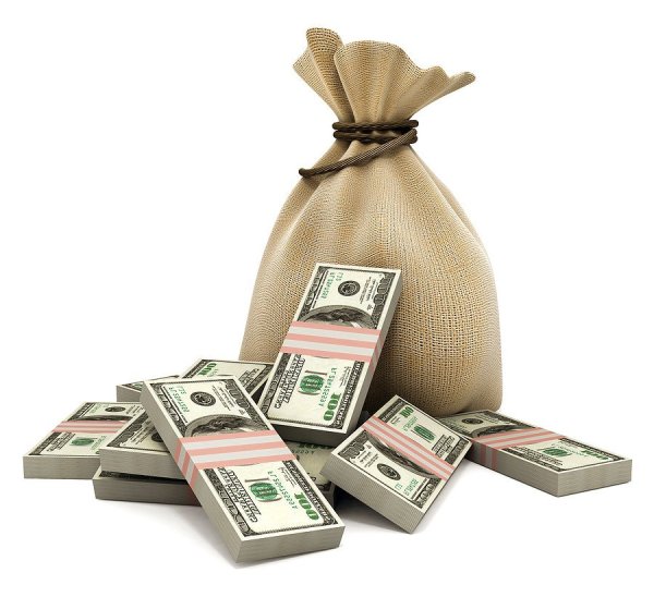 Деньги на белом фоне