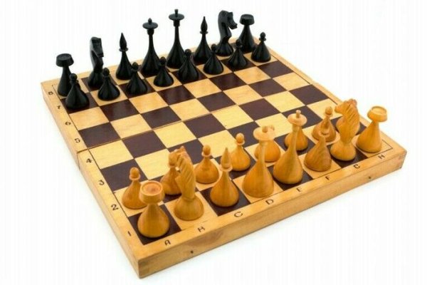 Шахматы на белом фоне