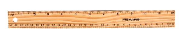 Старая деревянная линейка