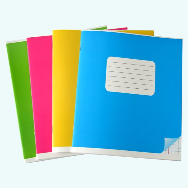 Школьные принадлежности тетрадь