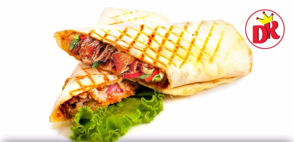 Шаверма в лаваше на белом фоне