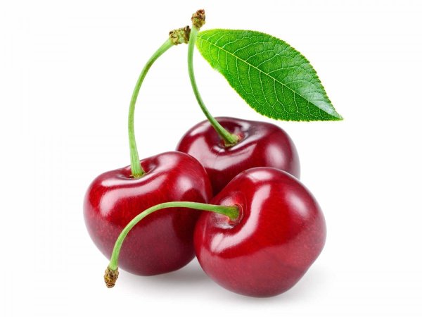 Вишенка на белом фоне