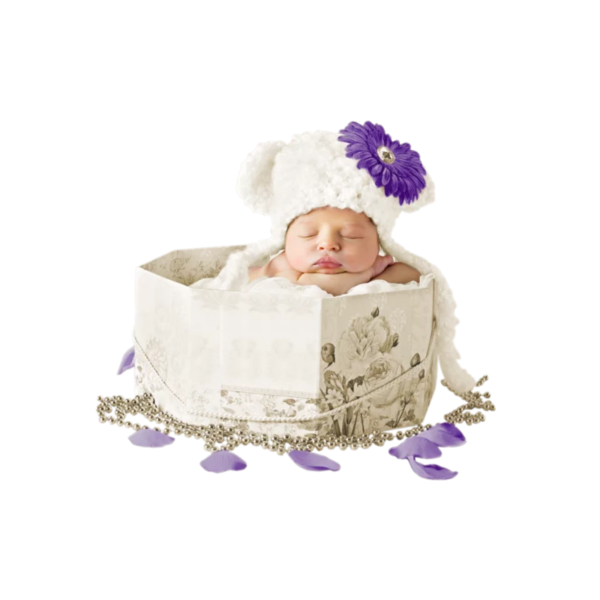 Новорожденный на прозрачном фоне