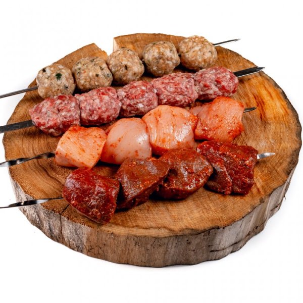 Шашлык на белом фоне