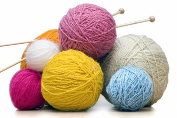 Клубки пряжи