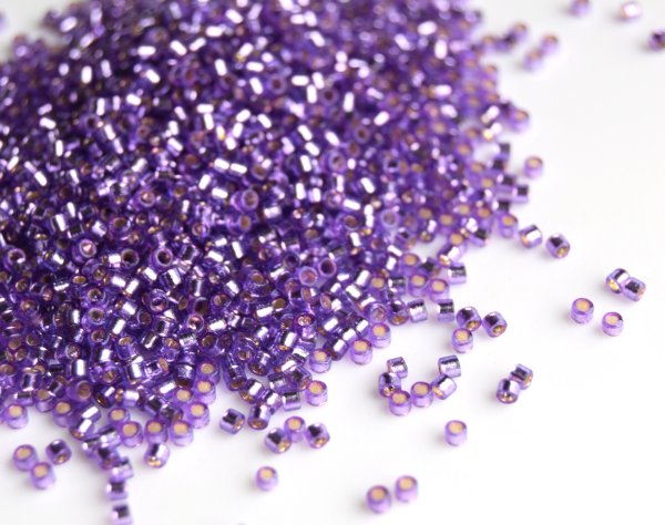 Много бисера