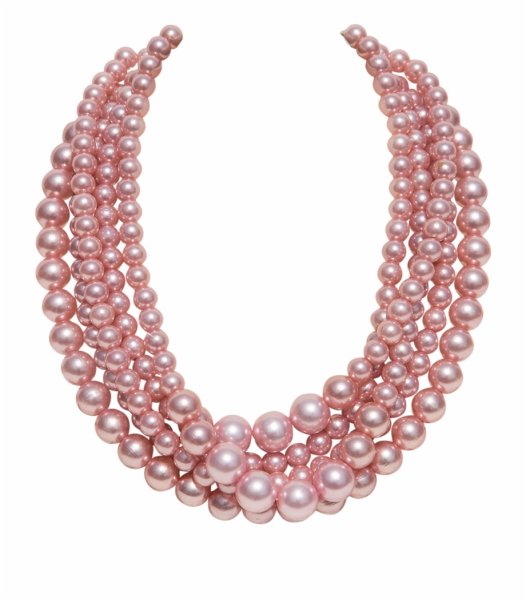 Бусы из жемчуга на прозрачном фоне