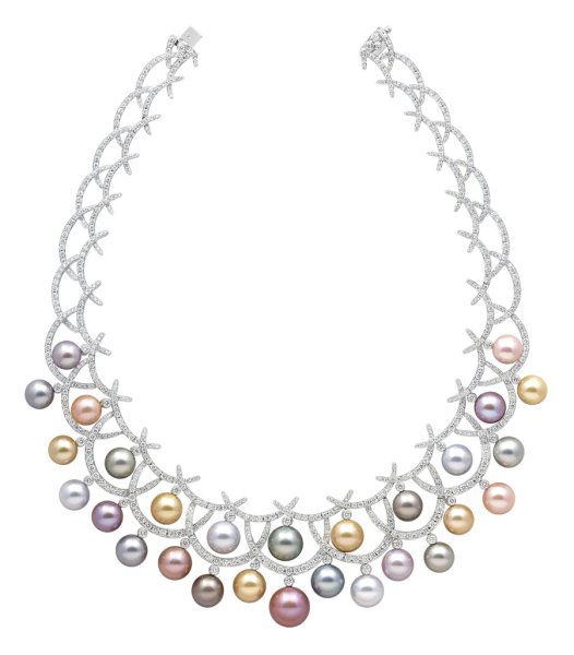 Украшения на прозрачном фоне бусы