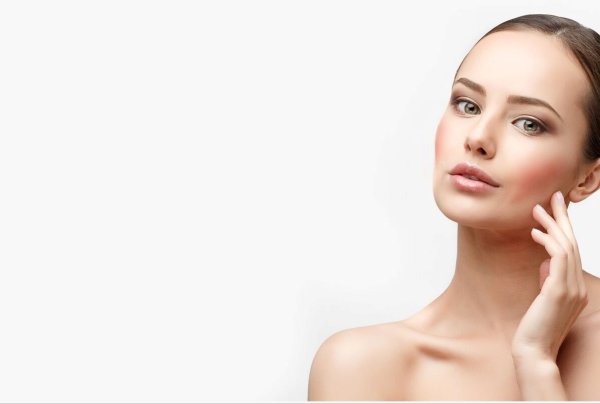 Красивое лицо косметолог