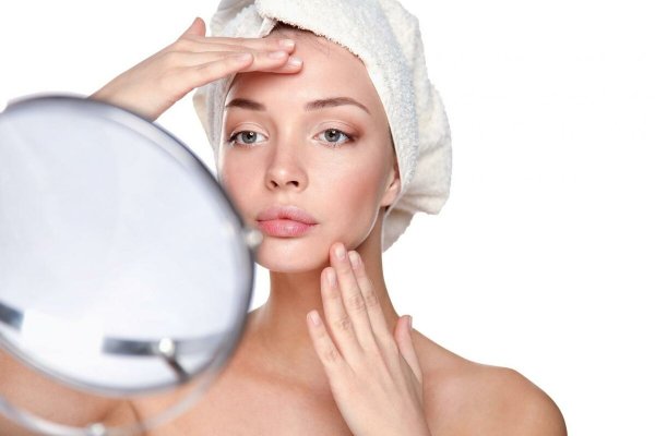 Косметология на белом фоне