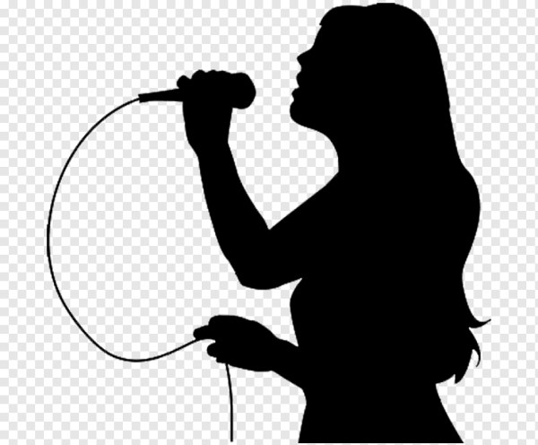 Девочка с микрофоном