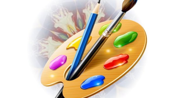 Палитра с красками и кистями