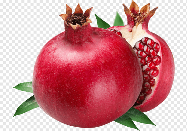 Гранат фрукт на белом фоне