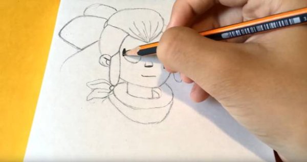 Нарисовать Шелли из Браво старс карандашом