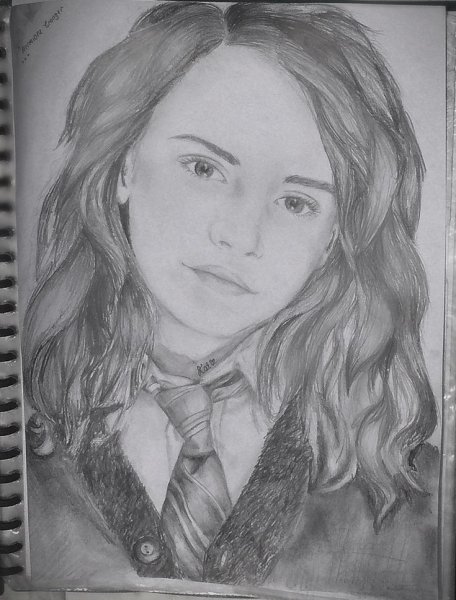 Гермиона Грейнджер чёрно белая