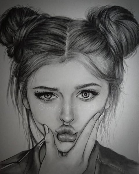 Девушка карандашом