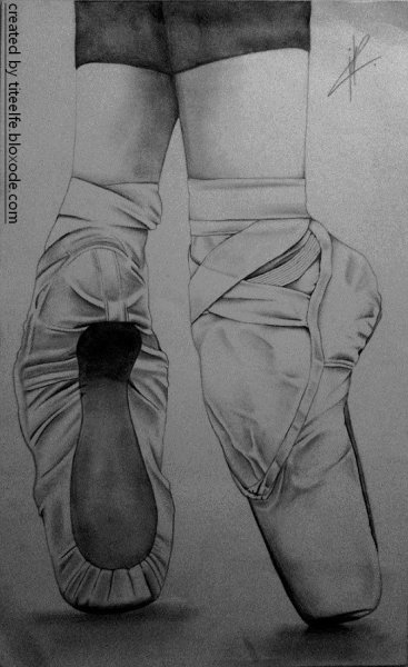 Рисованные ноги в туфлях