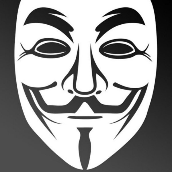 Маски Анонимуса разукрашенные