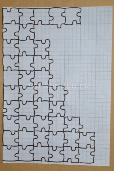 Пазлы в тетради в клетку