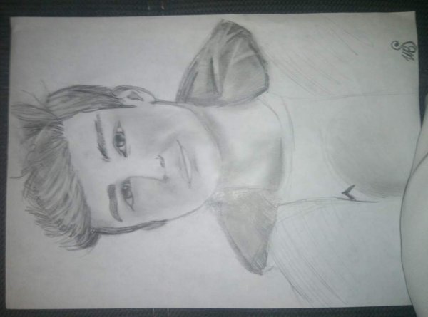 Брайан Мапс карандашом