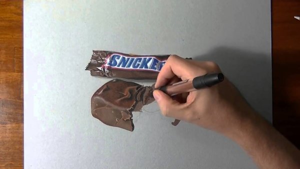 Нарисовать Сникерс