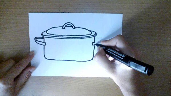 Кастрюля карандашом