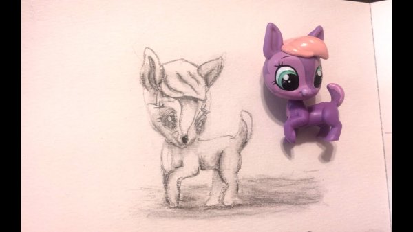 Обои на телефон подруги нарисованные карандашом лпс