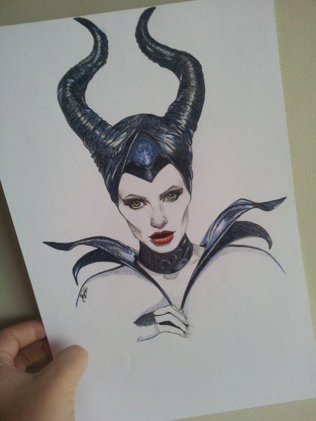 Малефисента рисунок карандашом