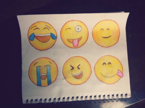 Рисунки на тему эмодзи
