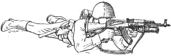 Положение лежа для стрельбы из гранатомета