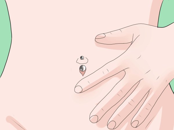 Нарисованный женский живот