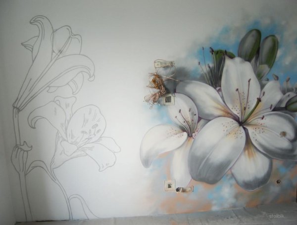 Аэрография цветы на стене