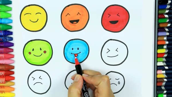 Рисунки красками смайлики