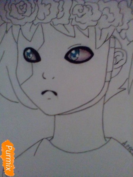 Салли Фишер карандашом