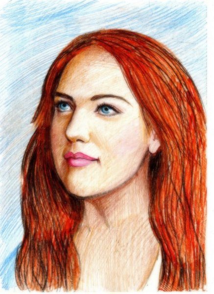 Портрет Мерьем Узерли карандашом