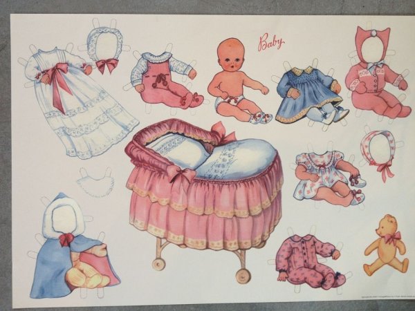 Бумажные пупсы с одеждой