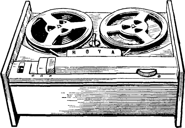 Бобинный магнитофон Akai