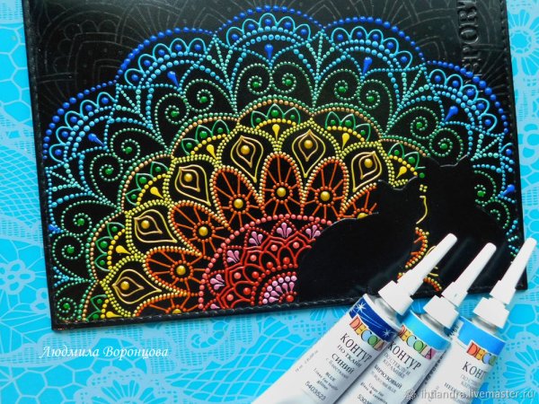 Точечная роспись контурами