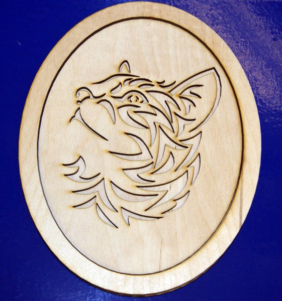 Контурная резьба по древесине