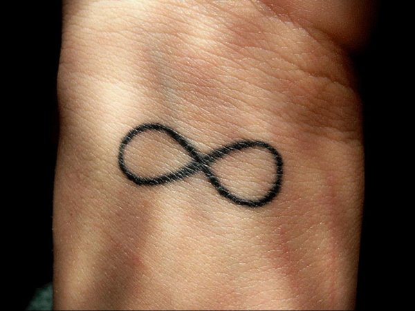 Тату бесконечность