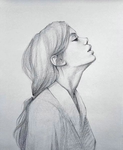 Красивая девушка эскиз